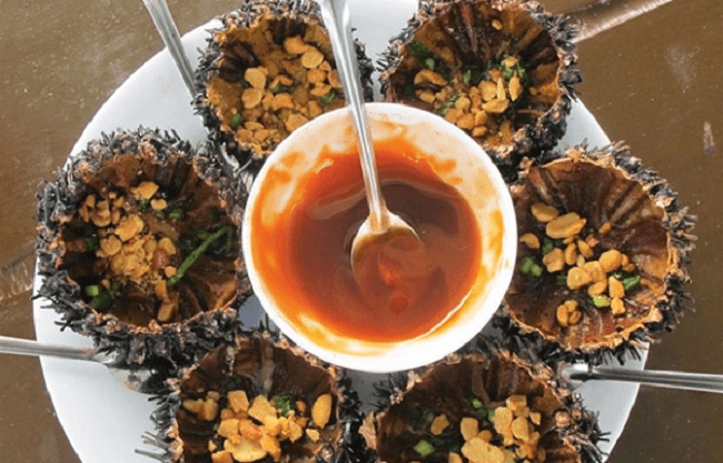 Thưởng thức món nhum độc lạ tại Hòn Thơm Phú Quốc